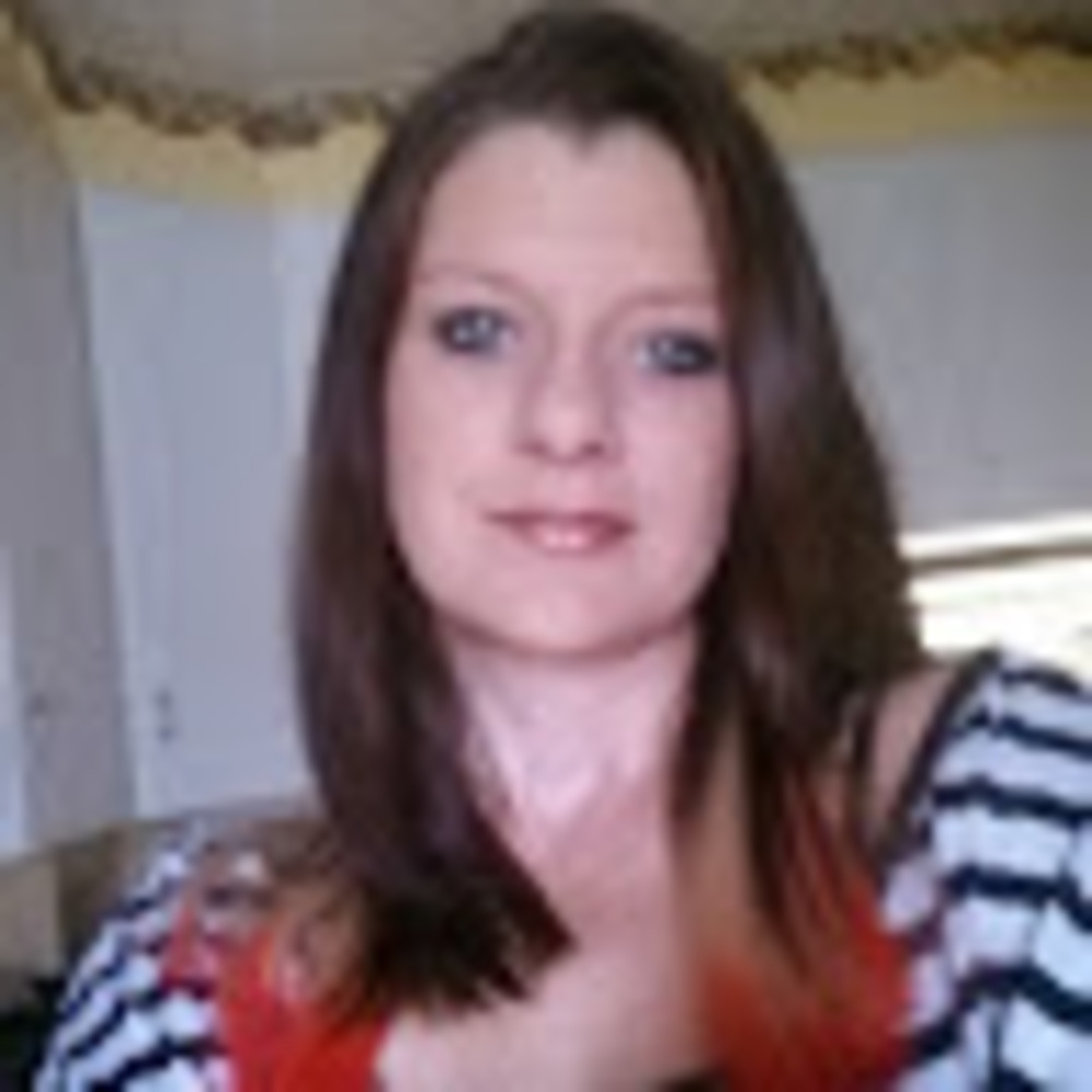 Meet your Posher, Adrienne